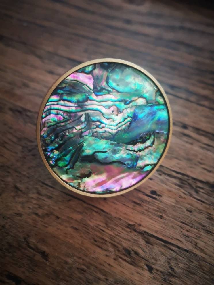 Rainbow Abalone Shell Drawer Pull/Iridescent Pearl Cabinet Pull/Mother of Pearl Door Handle/Pearl Drawer Knob/Pearl Furniture Hardware