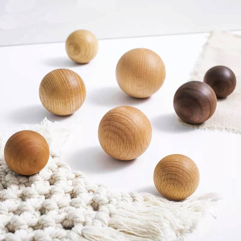 Wooden ball cabinet handle/Wood Ball drawer pull/Wooden furniture hardware/Natural wood door handle/Walnut, ash or beech wooden hardware
