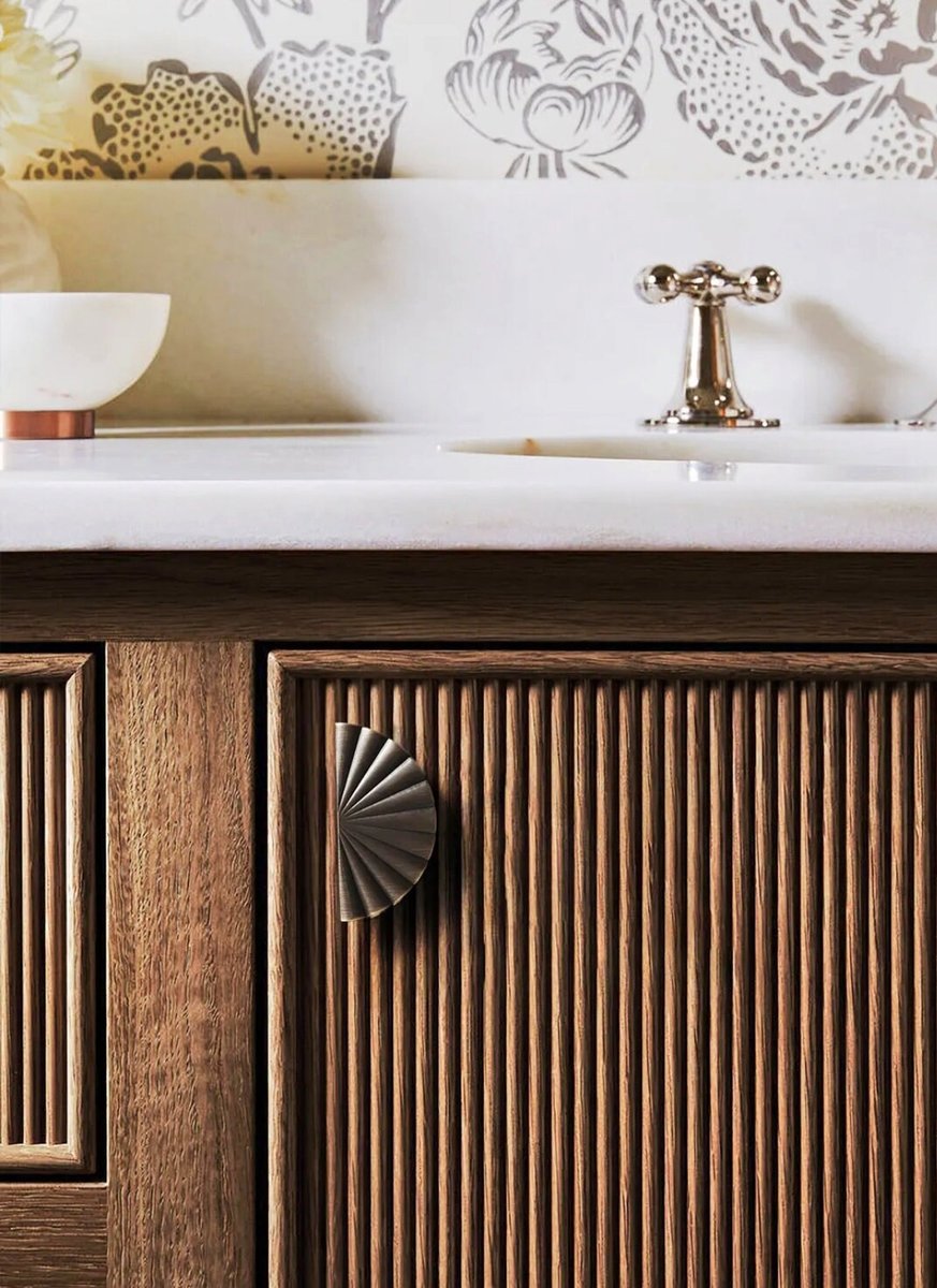 Oil Rubbed Bronze Sun Ray Cabinet Pull/Bronze Art Deco Door Handle/Semi circle drawer Knob/Brass furniture hardware/Aged Brass Drawer Pull