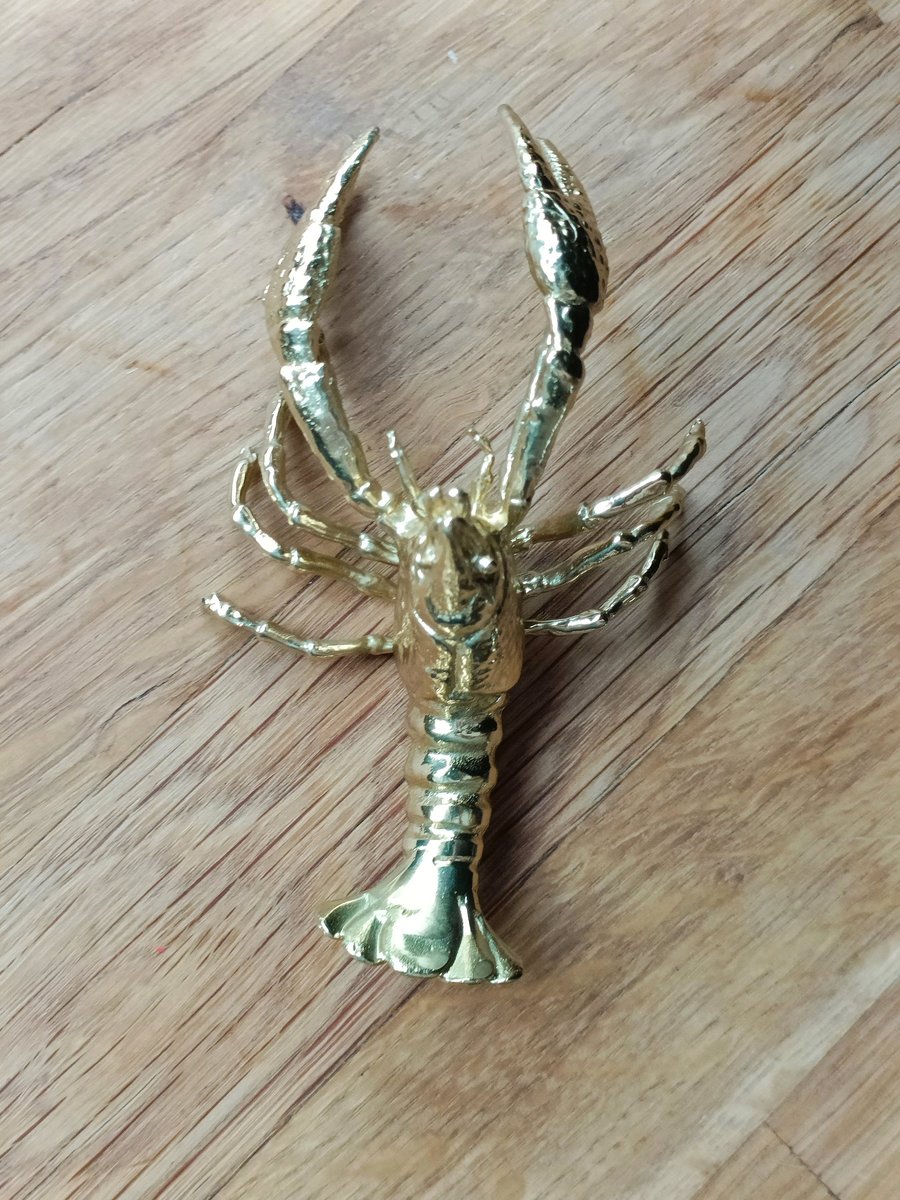 Gold solid brass lobster cabinet pull/Sea creature shaped door handle/beach themed drawer knob/brass furniture hardware/Crab shaped handle