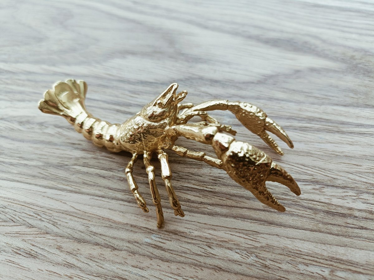 Gold solid brass lobster cabinet pull/Sea creature shaped door handle/beach themed drawer knob/brass furniture hardware/Crab shaped handle