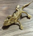 Gold lizard drawer handle/Brass bearded dragon door handle/unique drawer pull/Lizard cabinet handle/Gold reptile drawer knob/Geko door pull