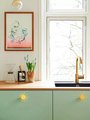 Gold brass sun door handle/star shaped drawer knob/Gold star cabinet pull/Brass furniture hardware/Nursery decor/Gold drawer pull/sunshine