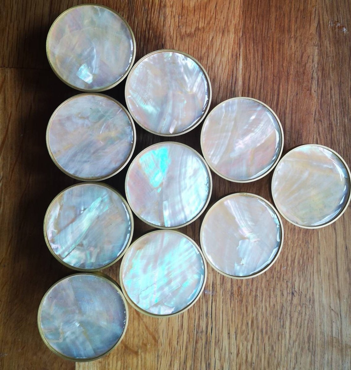 Round Iridescent Abalone Shell Drawer pull/Pearl Cabinet pull/mother of pearl door handle/light abalone knob/shell furniture hardware