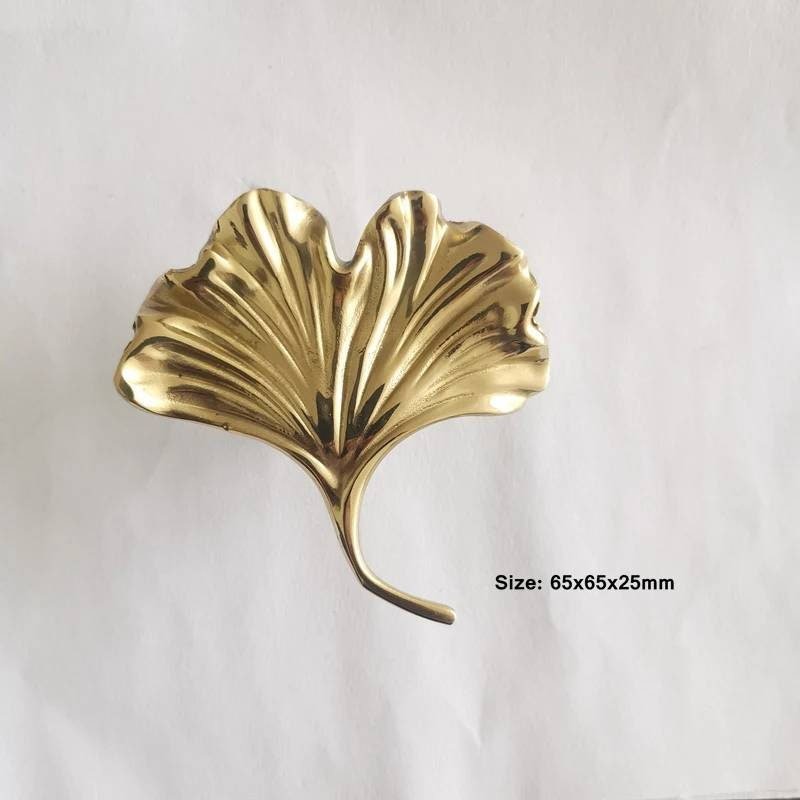 Large Golden Gingko Leaf shaped left or right facing Cabinet Pull/Solid brass Gingko leaf drawer knob/Leaf shaped door handle/brass hardware