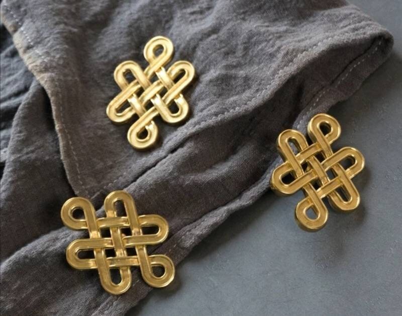 A Pair of gold brass celtic knot style solid brass handles/Brass infinity sign cabinet pulls/Intricate knot design door knob/brass hardware