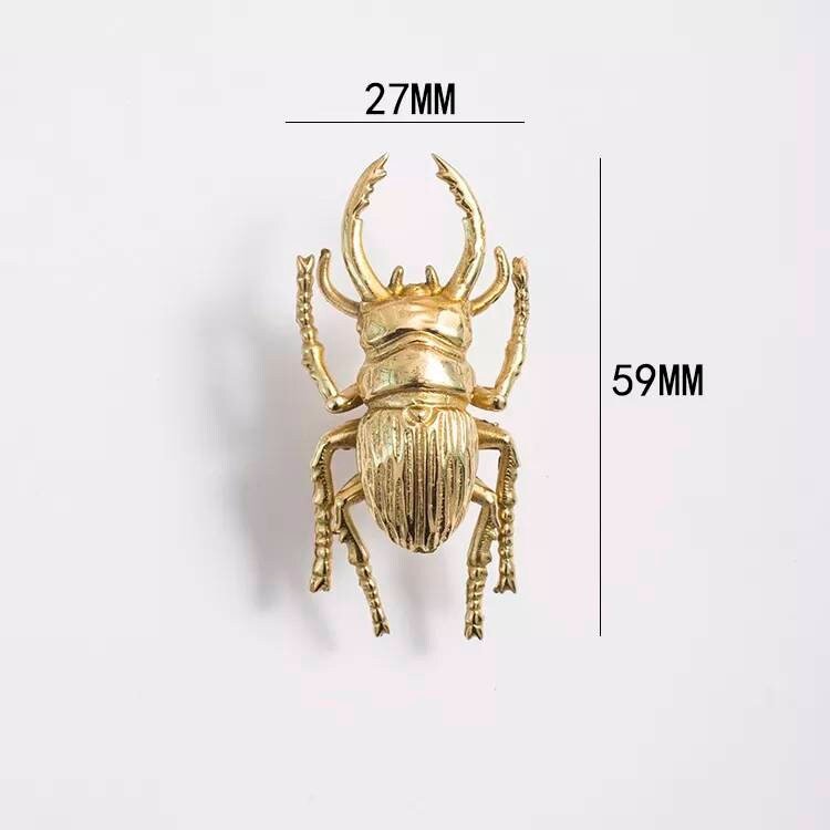 Gold Stag Beetle knob/Bug shaped Cabinet drawer pull/insect shaped door Handle/gold drawer pull/unique door handle/drinks cabinet handle