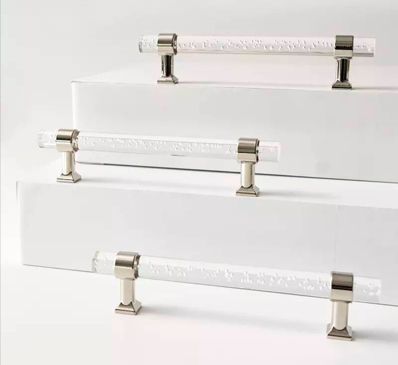 Bubbly lucite cabinet handle with gold or silver fixings/clear acrylic drawer pull/lucite furniture hardware/clear resin bubble door handle