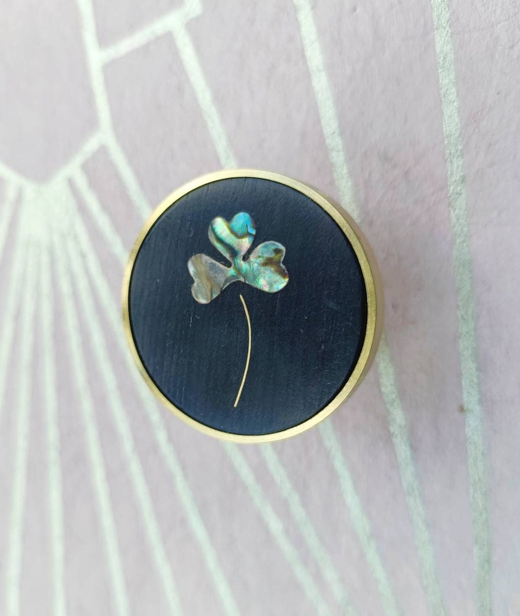 Round gold brass walnut wood and shell inlay drawer pull/Intricate pearl inlay cabinet pull/waterlily door handle/clover leaf design handle