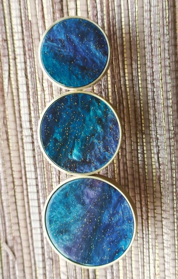 Galaxy inspired brass and resin drawer handle/Night sky blue resin cabinet pull/Dark blue and gold decor door knob/Resin and brass hardware