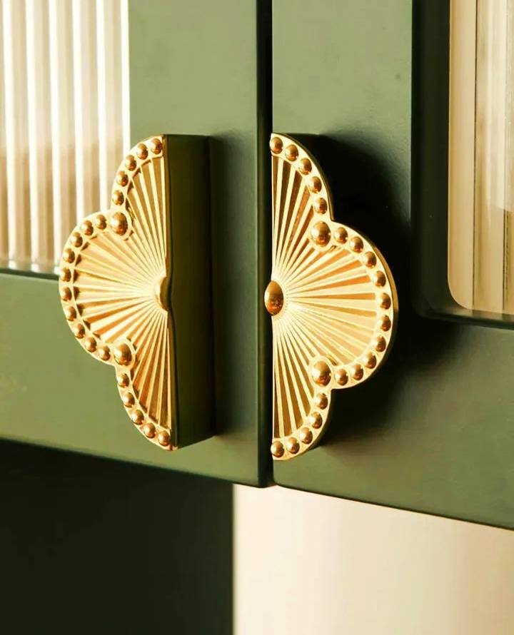 Ornate shiny gold brass cabinet pull/Clover shaped drawer pull/Semi circle door handle/ furniture hardware/kitchen handles/home improvement