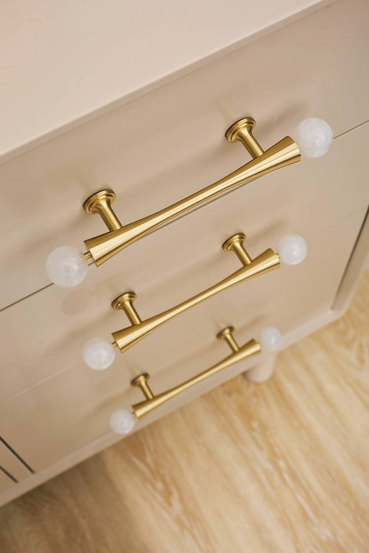 Gold scroll shaped cabinet handle with crystal detail/Solid brass and gem drawer pull/Crystal door handle/wardrobe handle/Stone door knob