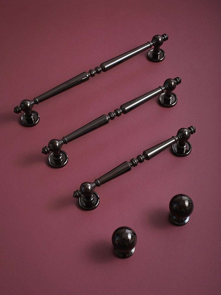 Shiny black traditional shaped bar handle/Black brass cabinet pull/kitchen door handle/Bar drawer pull/furniture hardware/home improvement