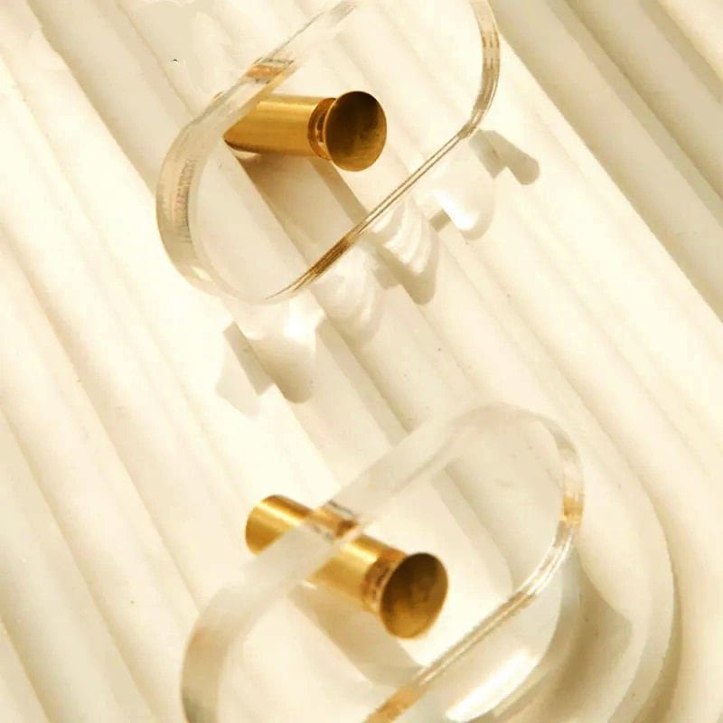 Clear lucite and brass bar shaped cabinet handle/Clear acrylic resin and gold brass drawer pull/Transparent lucite and brass door handle