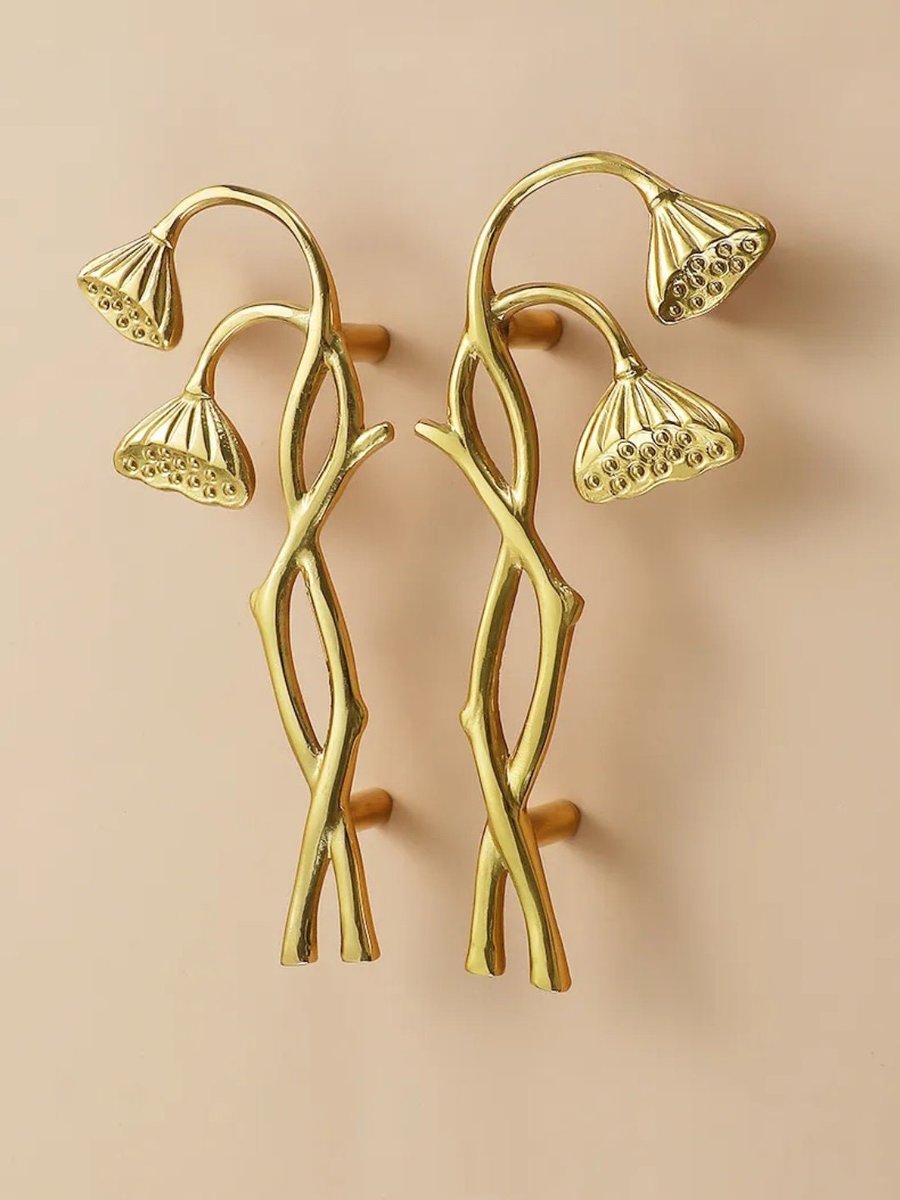 Gold brass Art Noveau style poppy stalk door handles/Complementary seed head design wardrobe handles/Botanical gold brass drawer pulls