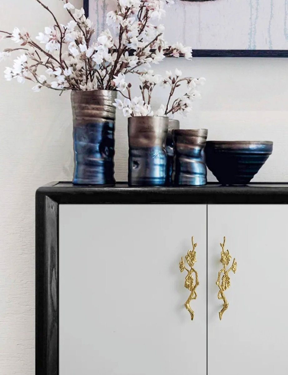 A pair of gold flower blossom drawer handles/2 gold brass branch and flower design cabinet pulls/Flower shaped wardrobe door handles