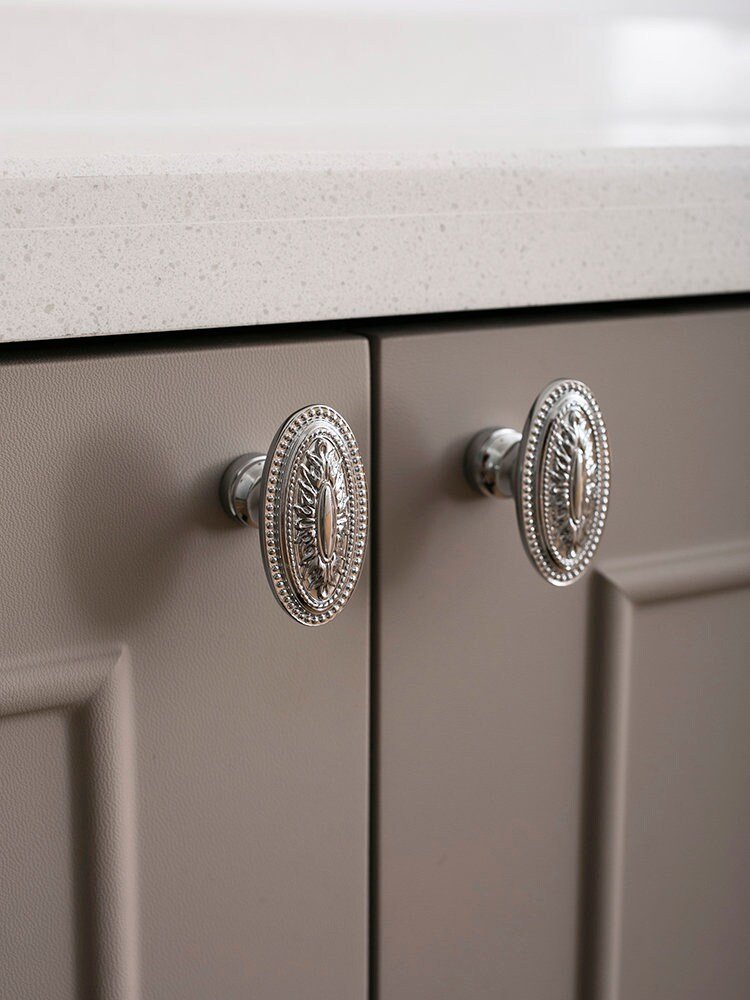 Antique style brass drawer knob/Brass oval cabinet pull/gold or silver Regency style door handle/Gold furniture hardware/Classic drawer pull
