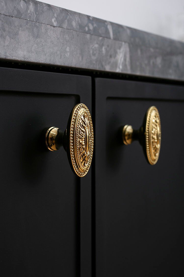 Antique style brass drawer knob/Brass oval cabinet pull/gold or silver Regency style door handle/Gold furniture hardware/Classic drawer pull