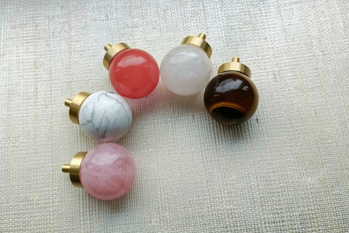 Semi precious stone ball drawer knob/Crystal drawer pull/Round gemstone cabinet handle/Crystal and brass door knob/Quartz crystal handle