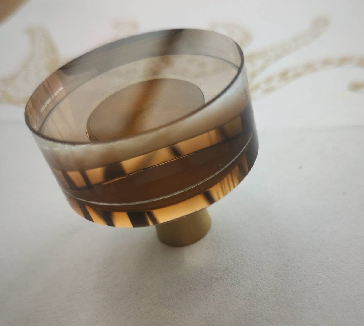 Coffee brown ombre lucite acrylic Cabinet Pull/Gold Door Handle/mid century modern/Cabinet hardware/retro drawer pull/cabinet door handle