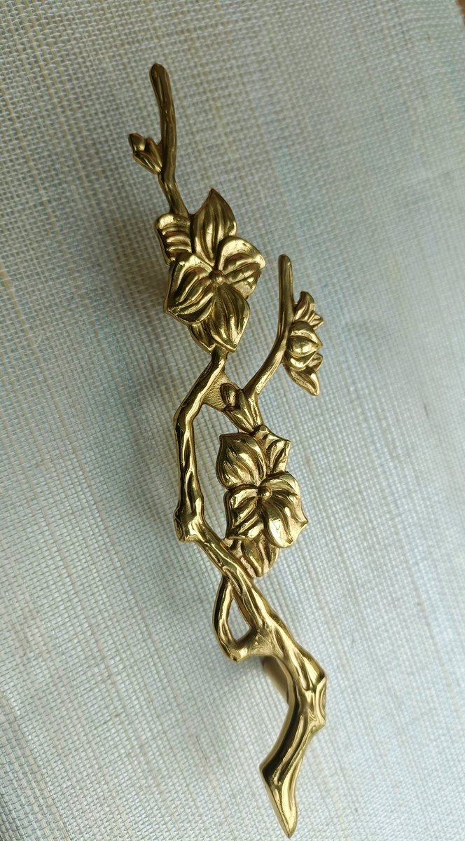 A pair of gold flower blossom drawer handles/2 gold brass branch and flower design cabinet pulls/Flower shaped wardrobe door handles