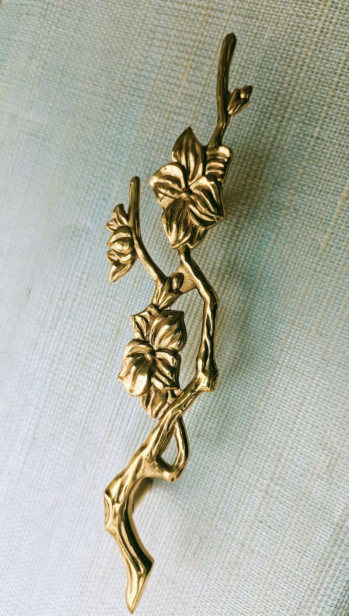 A pair of gold flower blossom drawer handles/2 gold brass branch and flower design cabinet pulls/Flower shaped wardrobe door handles