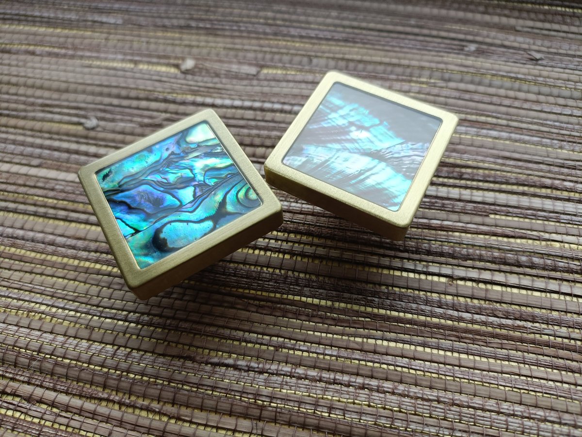 Square mother of pearl drawer pull/Pearl and brass cabinet pull/Mother of Pearl door handle/Pearl drawer knob/Pearl Furniture Hardware/MOP