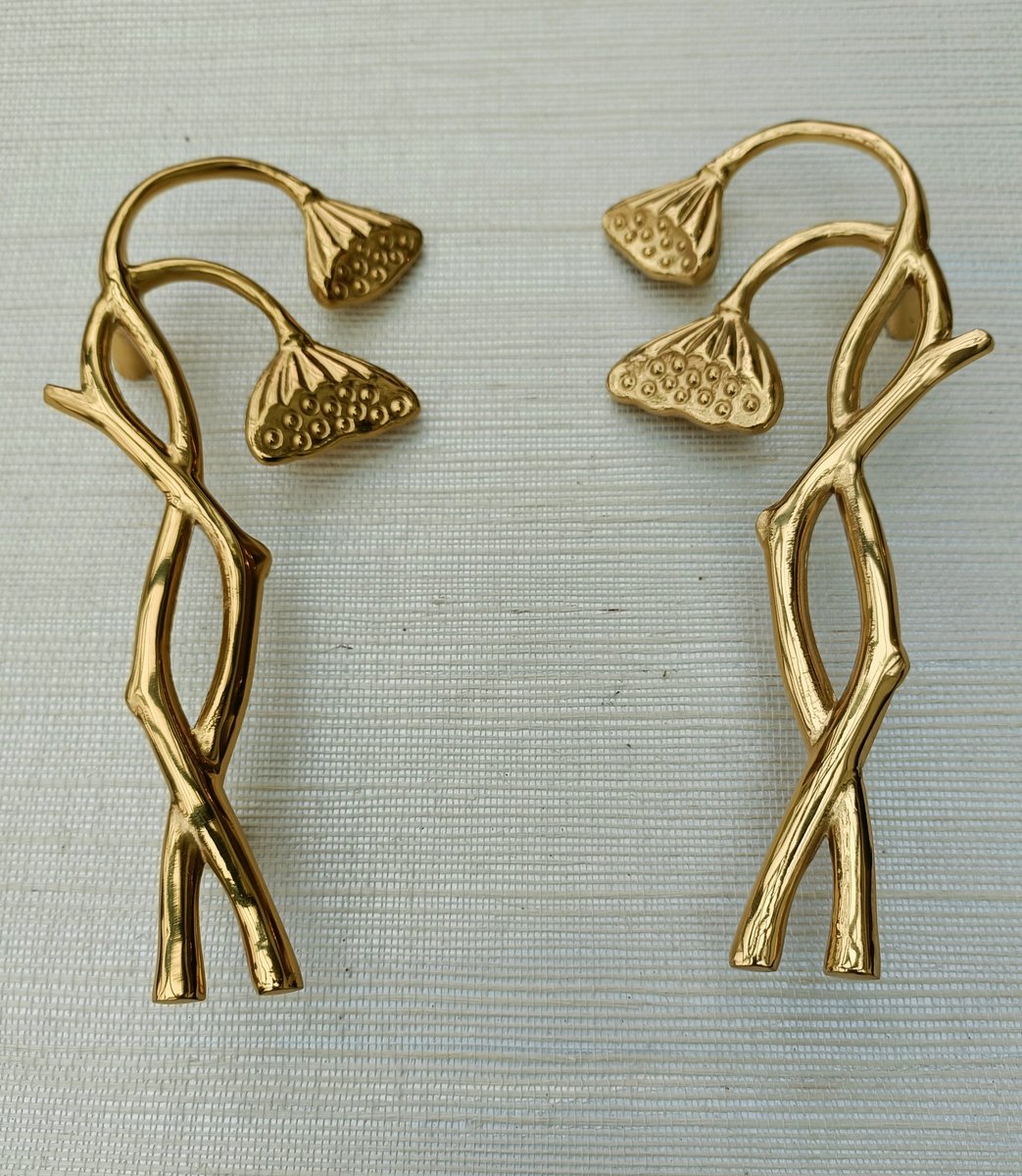 Gold brass Art Noveau style poppy stalk door handles/Complementary seed head design wardrobe handles/Botanical gold brass drawer pulls