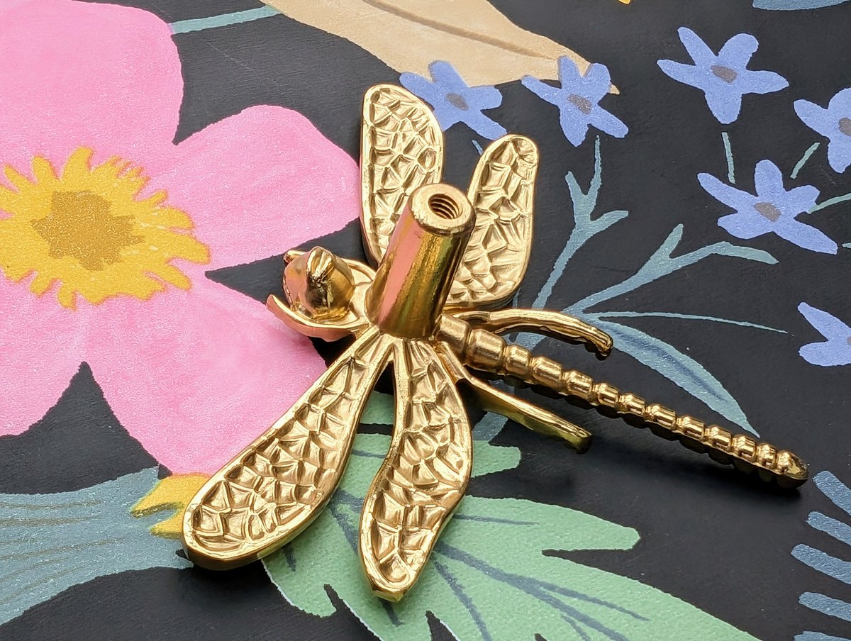 Solid brass dragonfly cabinet pull/Dragonfly drawer knob/Dragonfly drawer handle/brass furniture hardware/home improvement/Gold Door handle