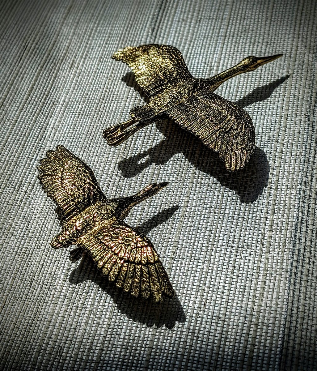 Brass Flying Egret Cabinet Pull/Gold Crane Door Handle/Stork shaped drawer handle/gold furniture hardware/Oriental Bird Cabinet Handle
