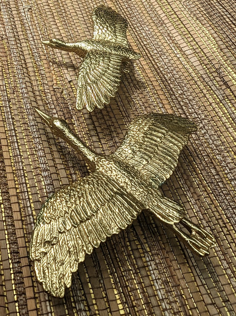 Brass Flying Egret Cabinet Pull/Gold Crane Door Handle/Stork shaped drawer handle/gold furniture hardware/Oriental Bird Cabinet Handle