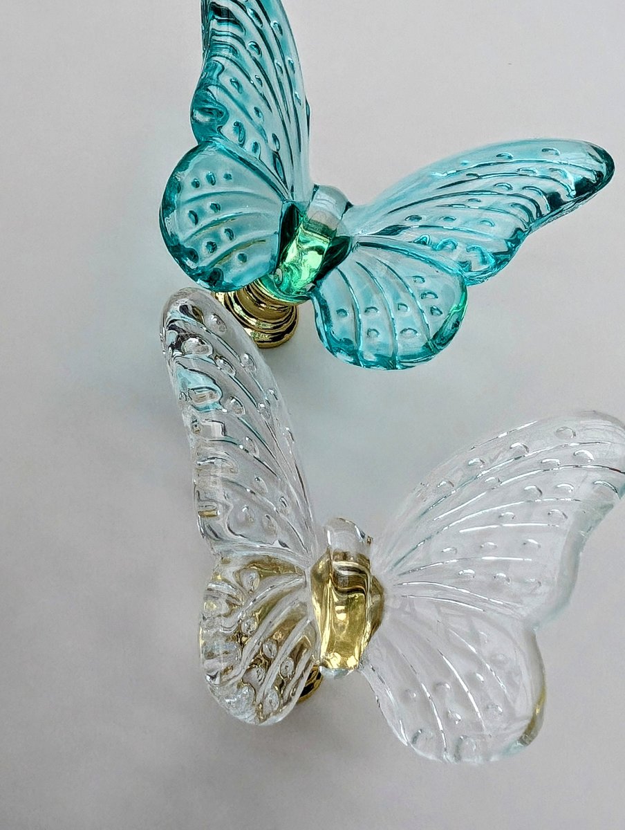Glass butterfly drawer knob/Butterfly cabinet handle/Butterfly furniture hardware/nursery door handle/Children's decor/Butterfly door knob