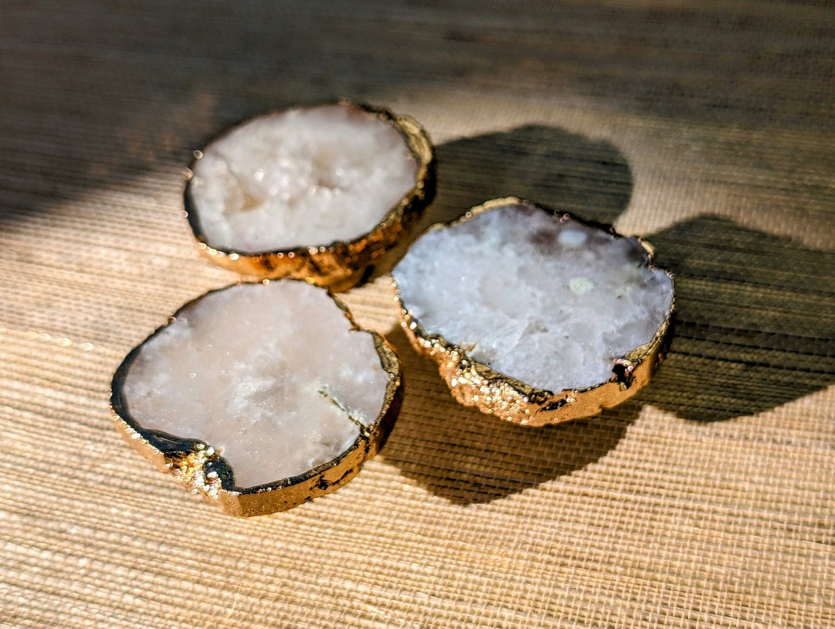 White quartz crystal slice drawer pull/Raw crystal cabinet handle/Crystal furniture hardware/Crystal and brass cabinet pull/Geode door knob