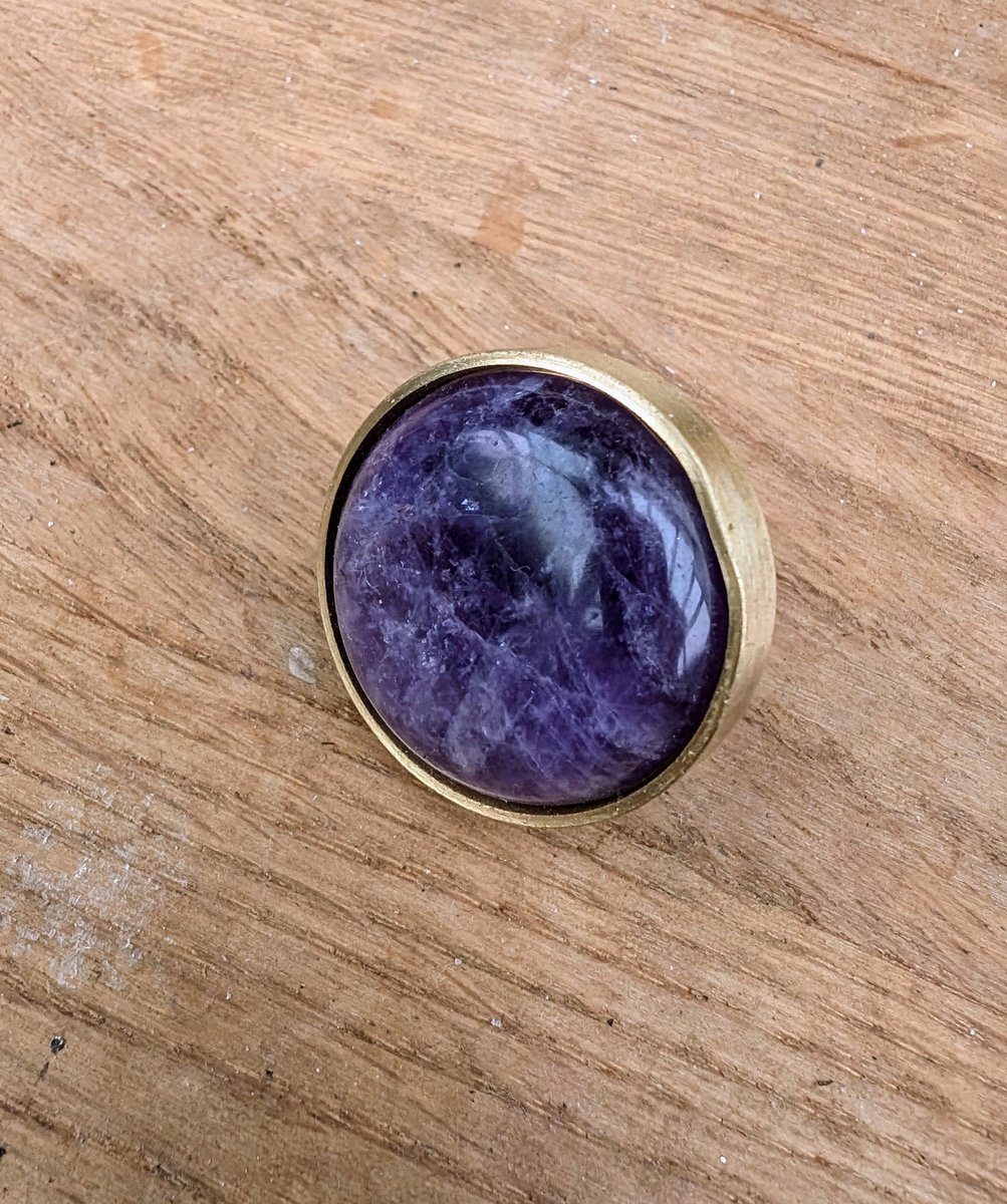 Polished purple amethyst and gold brass drawer pull/purple gemstone cabinet handle/amethyst crystal door knob/crystal furniture hardware