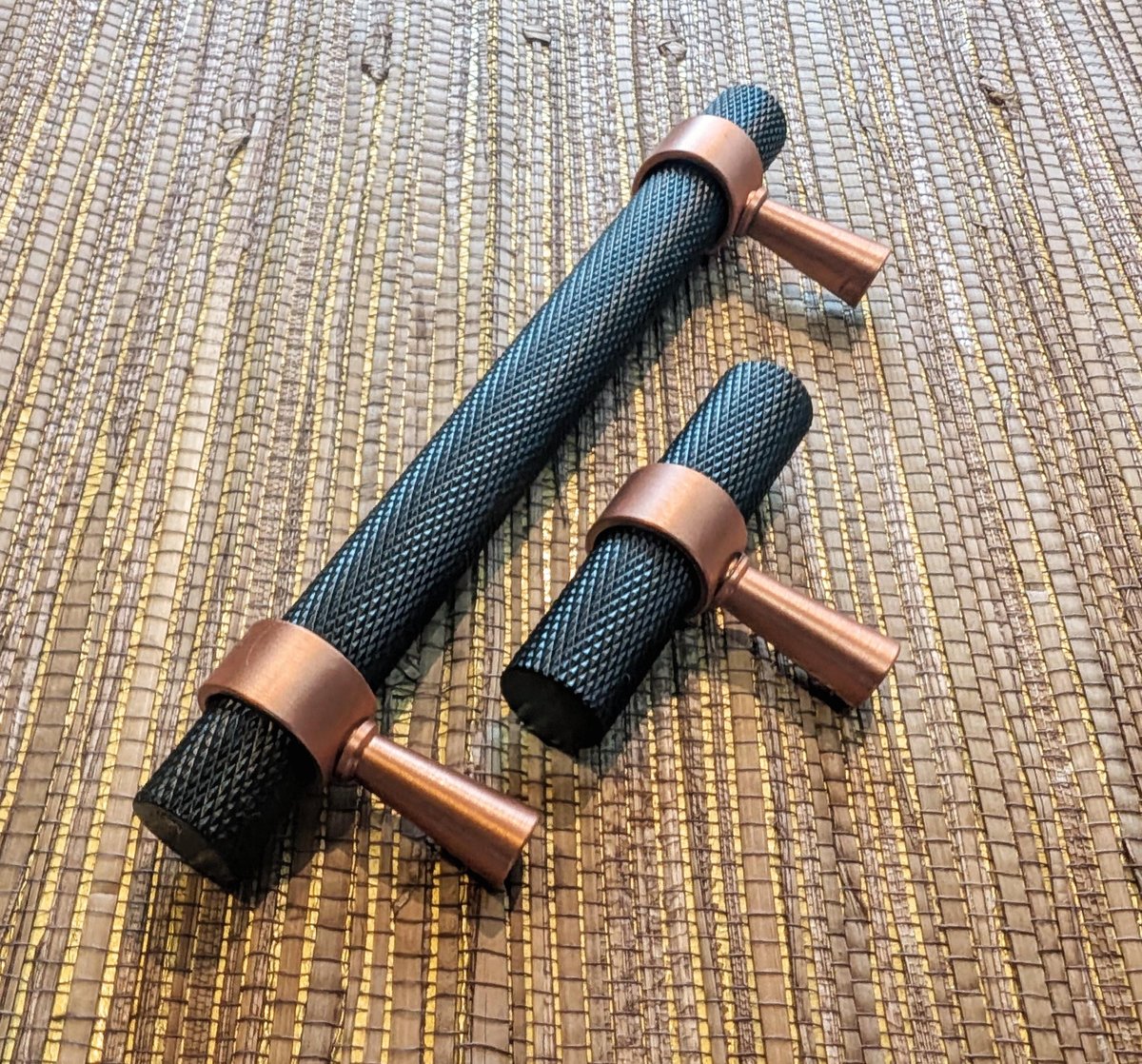 Knurled matte black and rose gold cabinet handle/copper and black drawer pull/rose gold furniture hardware/black and rose gold door handle