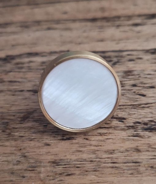 Brass mother of pearl drawer pull/White pearl cabinet pull/White shell drawer handle/Furniture hardware/Pearl door knob/Shell door handle