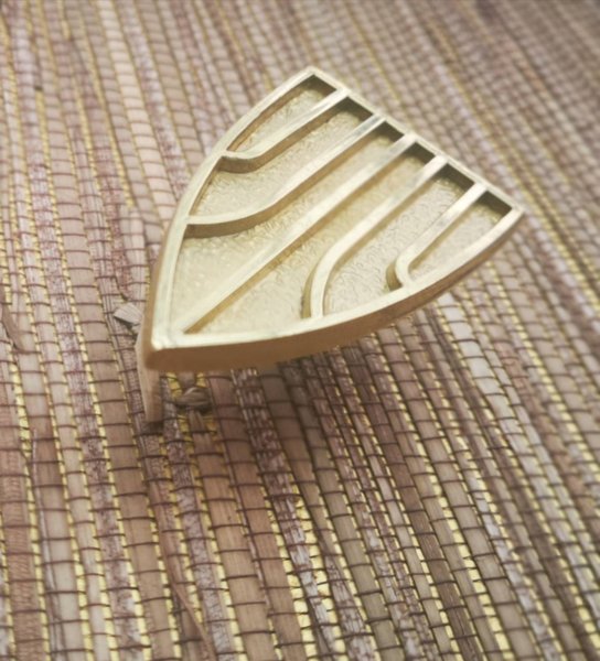 Art deco style cabinet pull/Gold geometric door handle/Brass arrow shaped drawer knob/Modern brass furniture hardware/Classic vintage handle