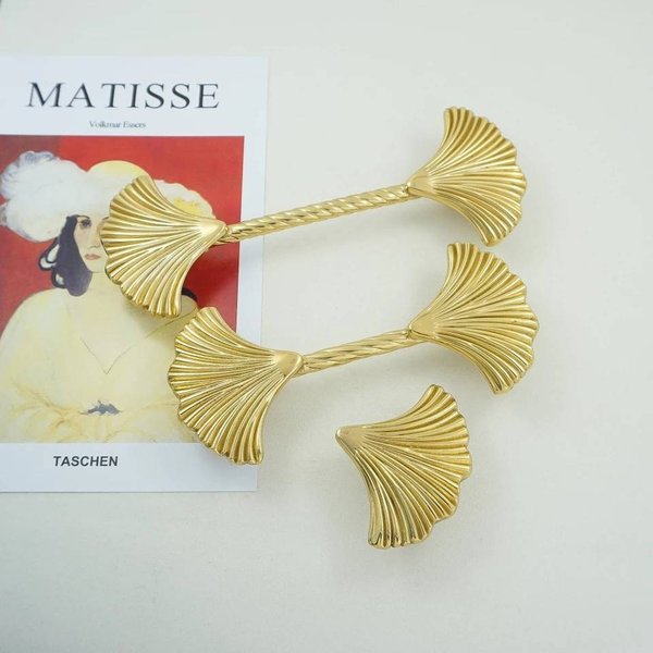 Gold Ginkgo leaf and rope design bar handle/Brass maidenhair tree leaf shaped cabinet pull/Brass leaf shaped door handle/Gingko drawer knob