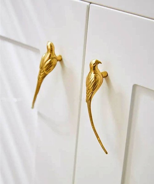 Small solid brass parrot cabinet pull/Gold bird shaped door handle/Parakeet bird design drawer pull/Unique gold brass furniture hardware
