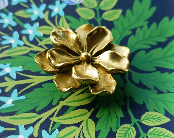 Beautiful gold brass Camelia flower cabinet handle/Brass flower shaped drawer pull/Gold brass bloom door knob/bedroom furniture hardware