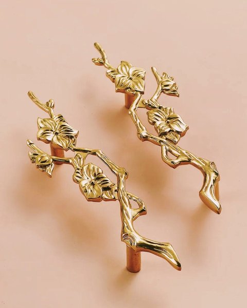 A pair of gold flower blossom drawer handles/2 gold brass branch and flower design cabinet pulls/Flower shaped wardrobe door handles