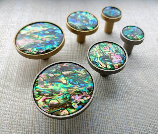 Rainbow Abalone Shell Drawer Pull/Iridescent Pearl Cabinet Pull/Mother of Pearl Door Handle/Pearl Drawer Knob/Pearl Furniture Hardware