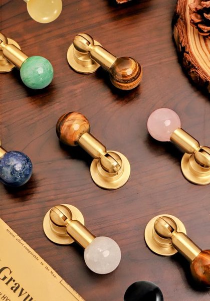 Crystal and gold brass drop handle/Semi precious stone drop drawer pull/Brass cabinet pull/Crystal furniture hardware/Dresser door handle
